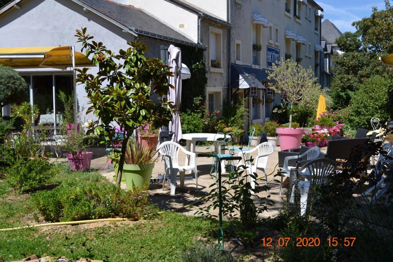 Hôtel Le Castel Brissac-Quince Buitenkant foto