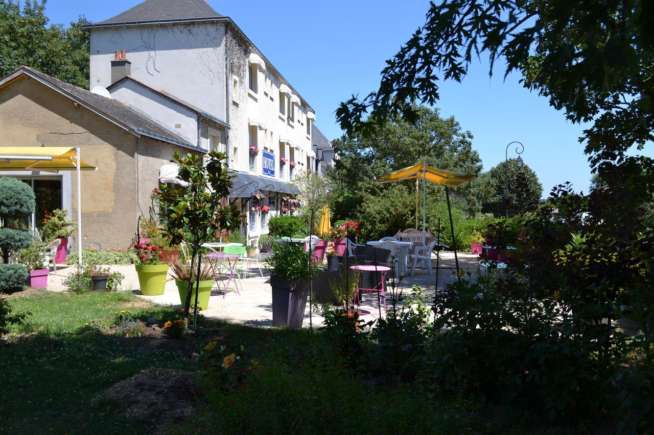 Hôtel Le Castel Brissac-Quince Buitenkant foto