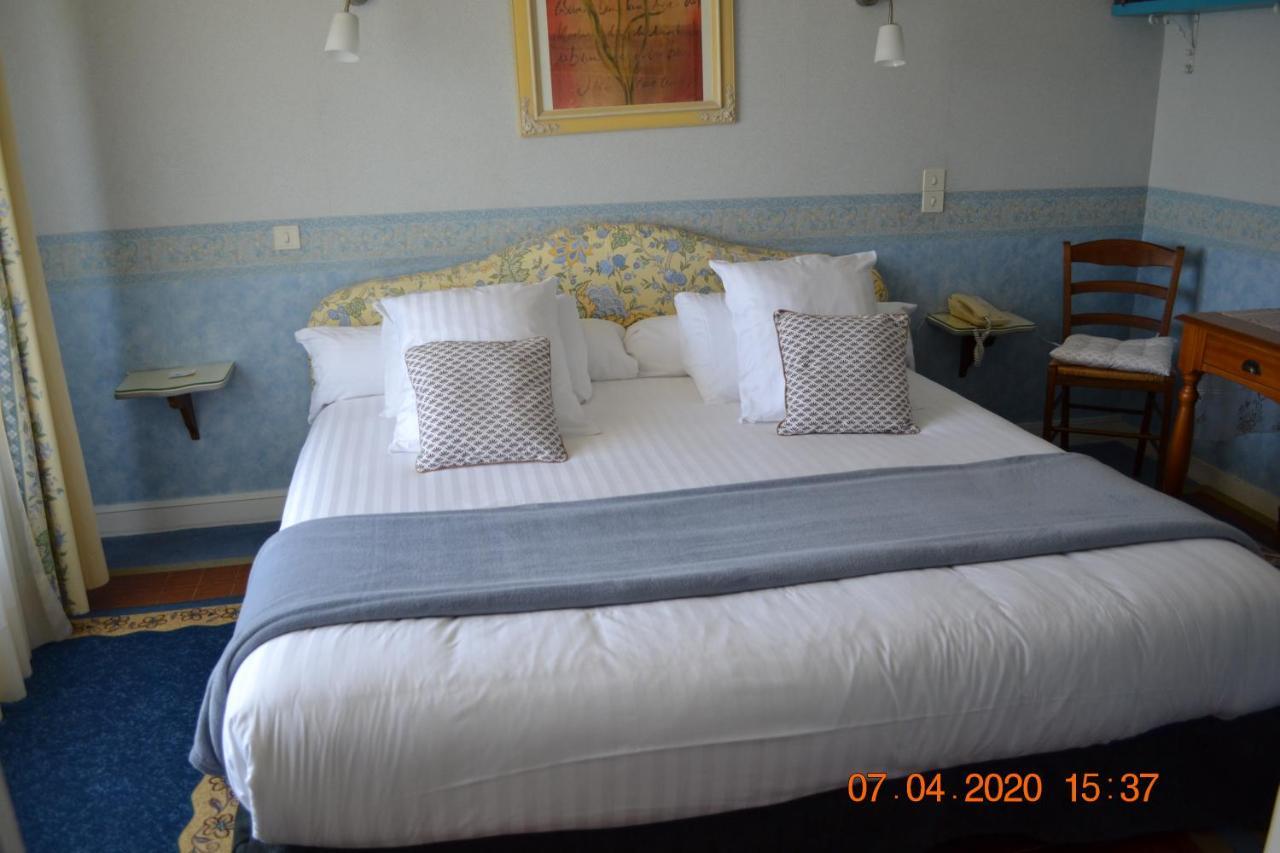 Hôtel Le Castel Brissac-Quince Buitenkant foto